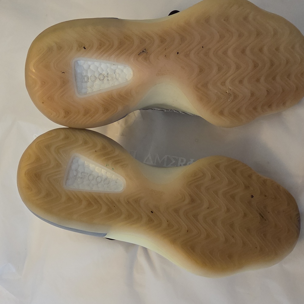 Adidas Black and Gray Yeezy QNTM Sneakers - Picture 6 of 8